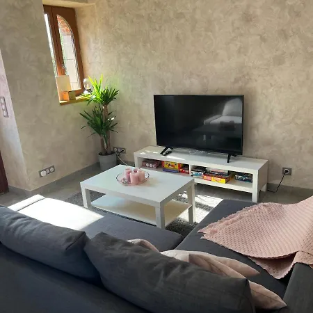 Дом отдыха Maison Chaleureuse A 3kms Des Plages *